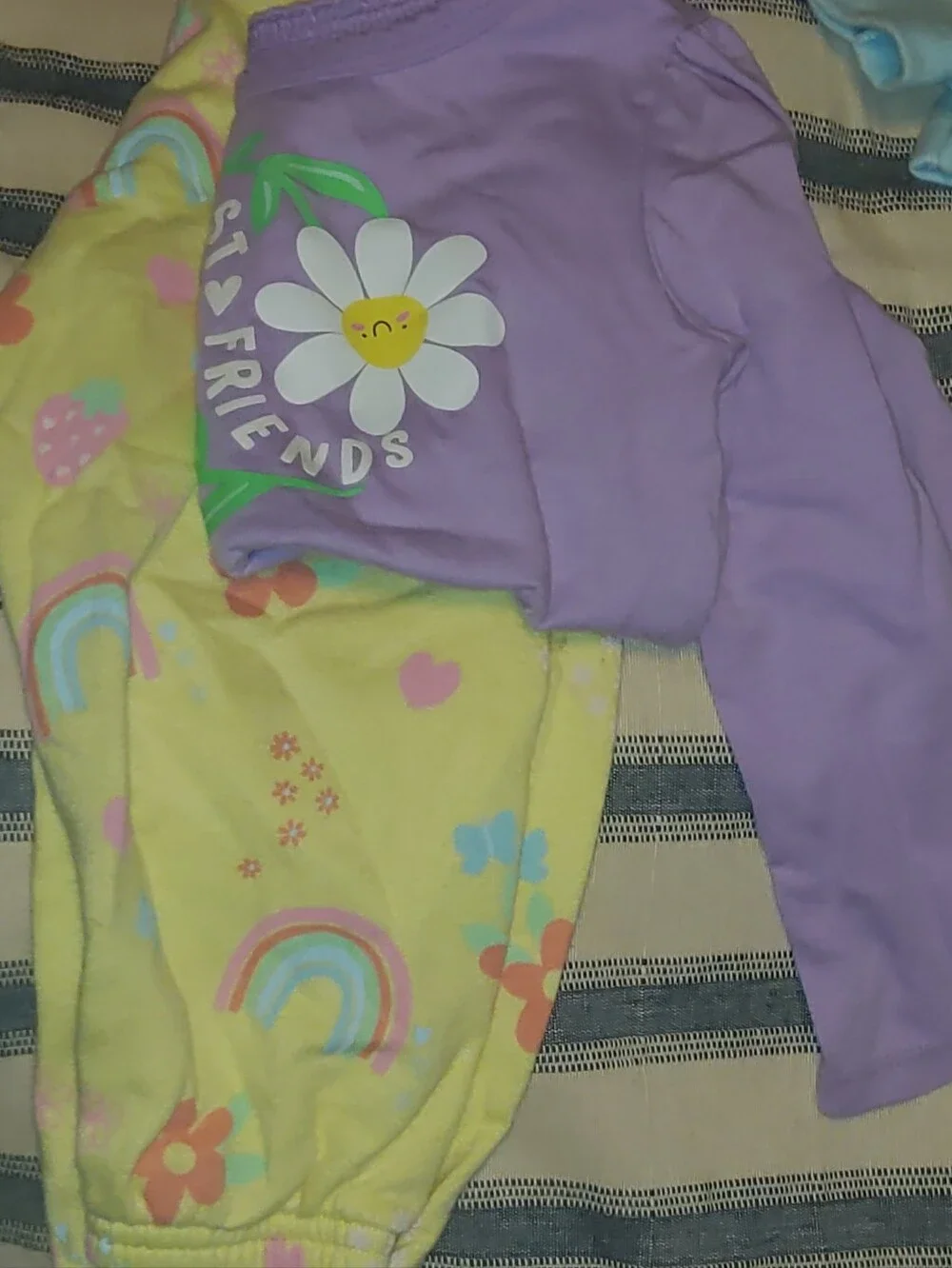 Garanimals 18 Mo. Girls Simply Summer Set- 3 Shirts, 3 Shorts, 1 Pants, Pastels